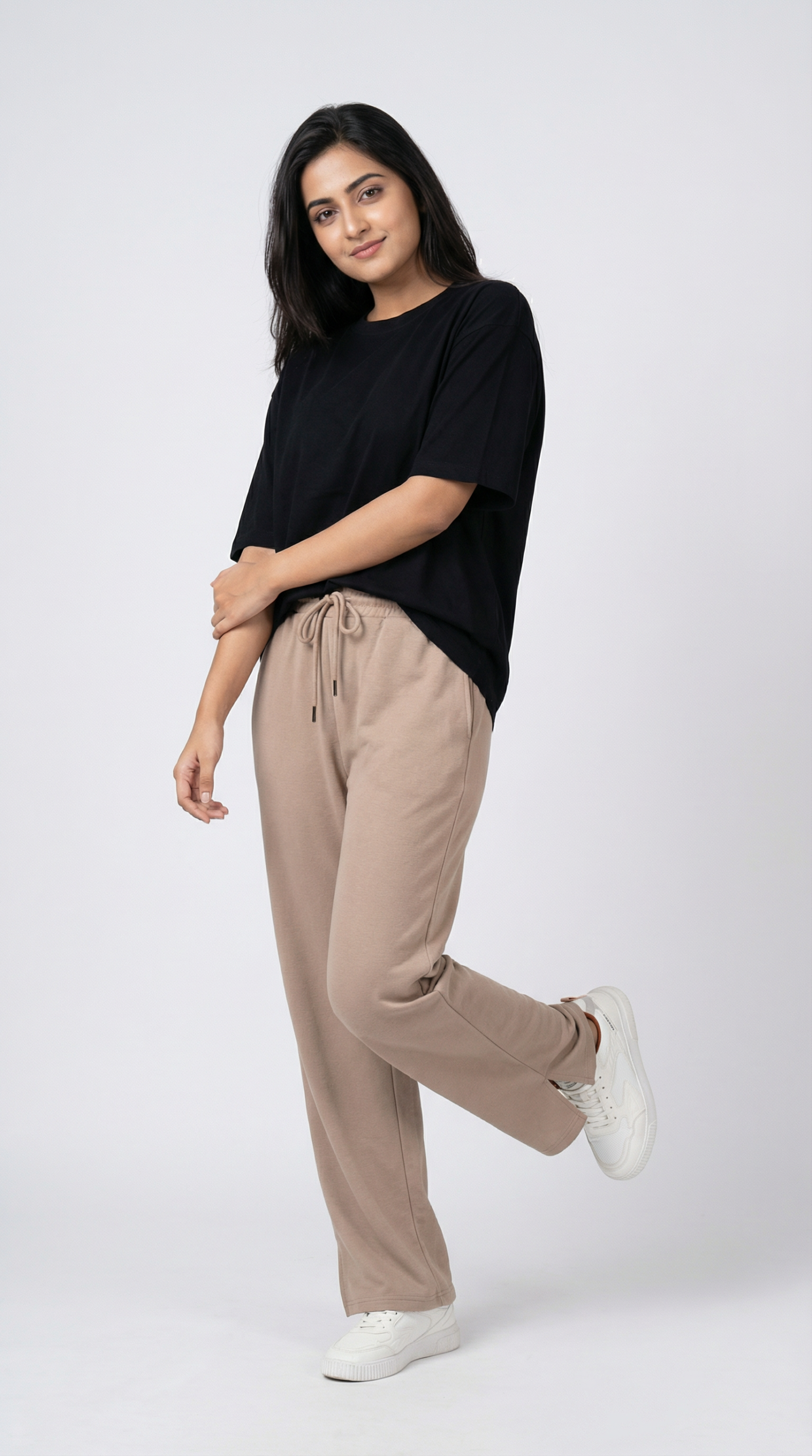 Women’s Black Oversized T-shirt - Image 3